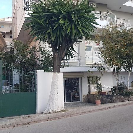 Aralis Rooms Sarandë Exterior foto